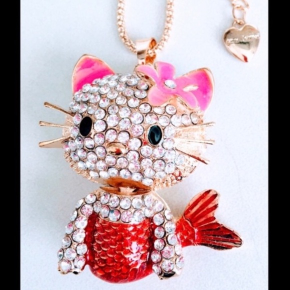 Sparkling Hello Kitty🌸Mermaid🧜🏽‍♀️ Necklace - Picture 3 of 3